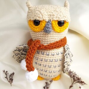 Macho the Owl is a crochet owl amigurumi that makes for a beautiful addition to your kid’s room, a meaningful gift or even as part of your home décor!